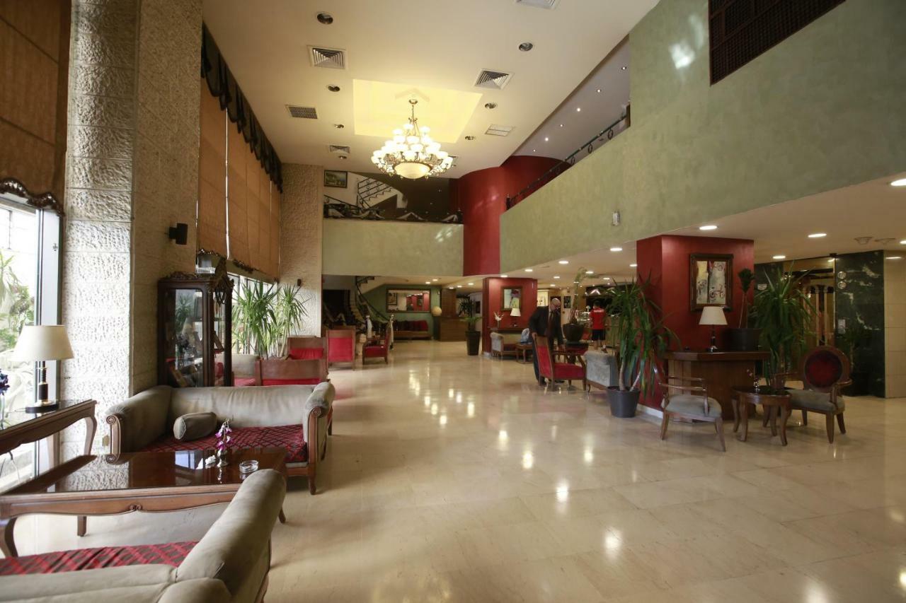 עמאן Al Fanar Palace Hotel And Suites מראה חיצוני תמונה