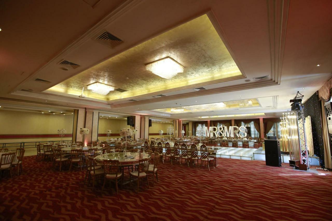 עמאן Al Fanar Palace Hotel And Suites מראה חיצוני תמונה